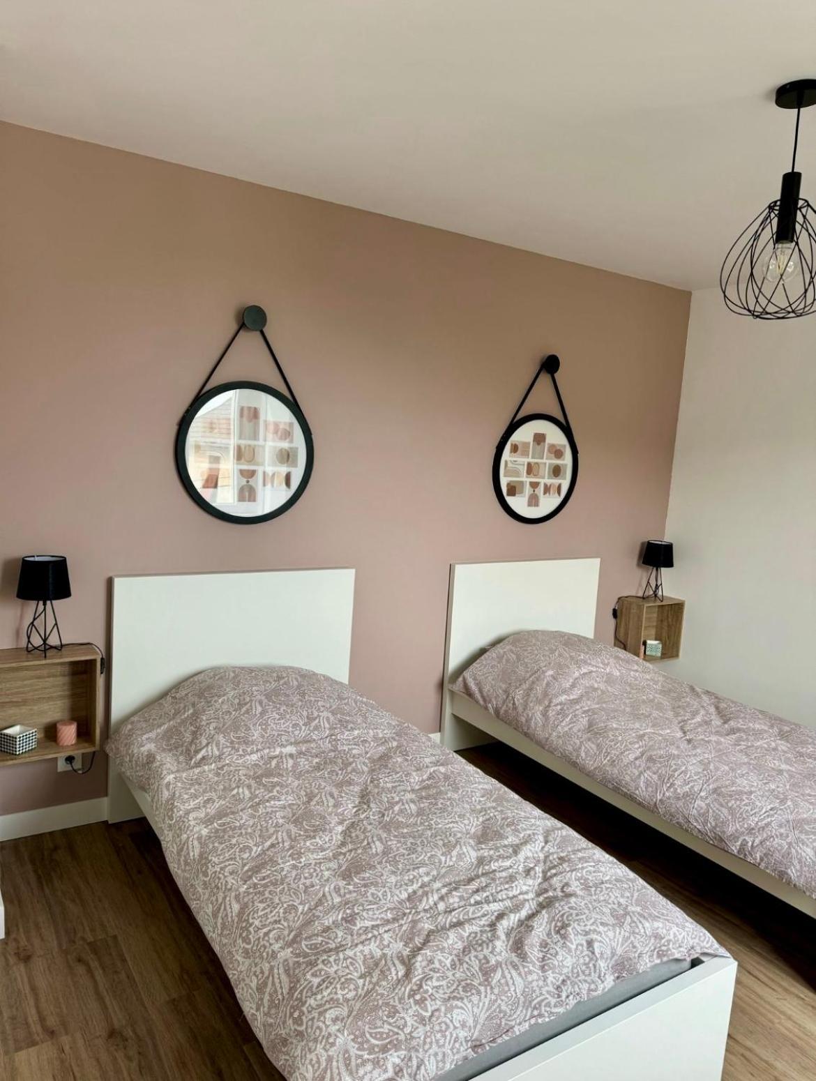 Appartement Cosy Et Calme Avec Parking Et Terrasse Prives Cravanche Ngoại thất bức ảnh