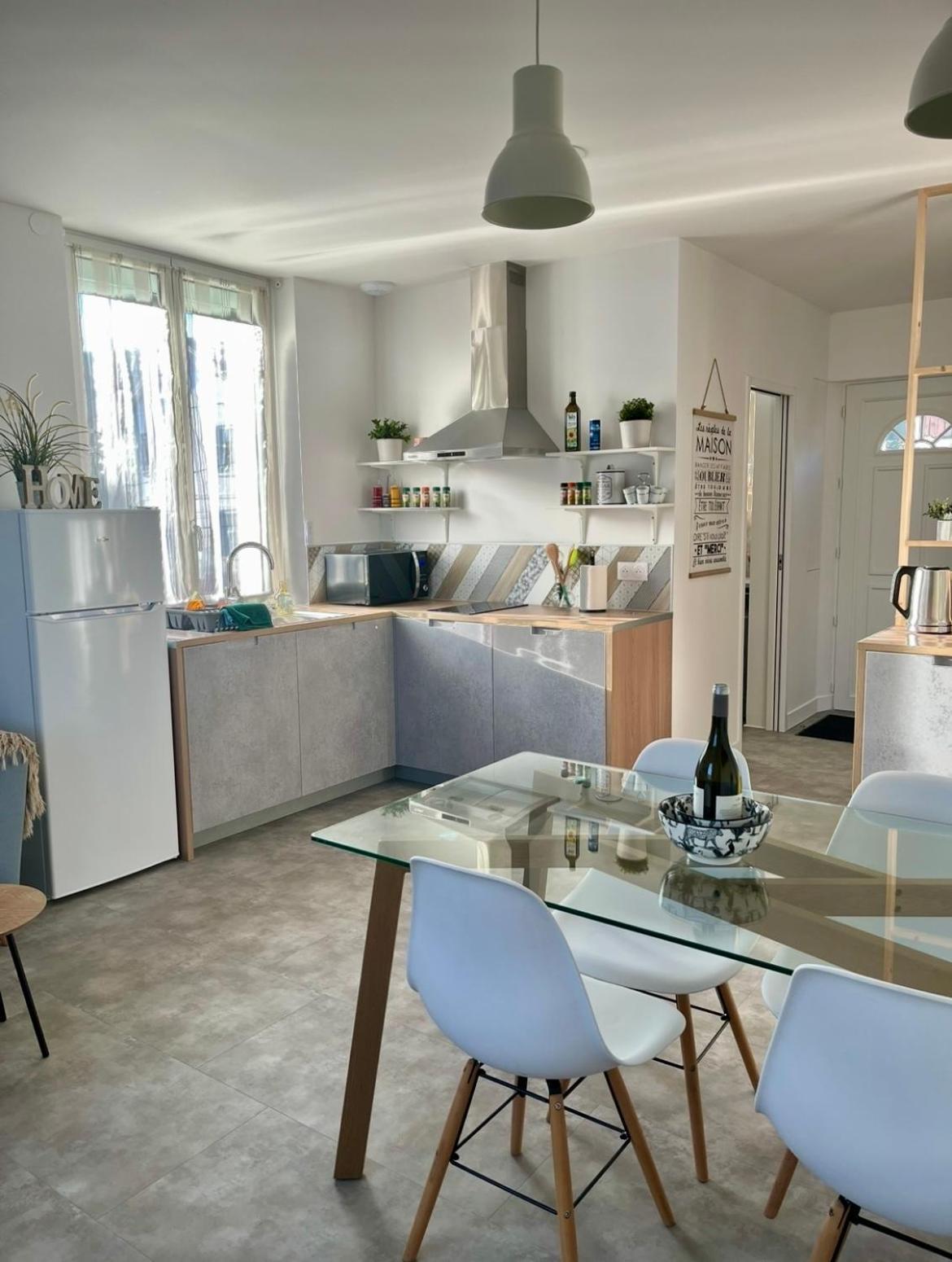 Appartement Cosy Et Calme Avec Parking Et Terrasse Prives Cravanche Ngoại thất bức ảnh